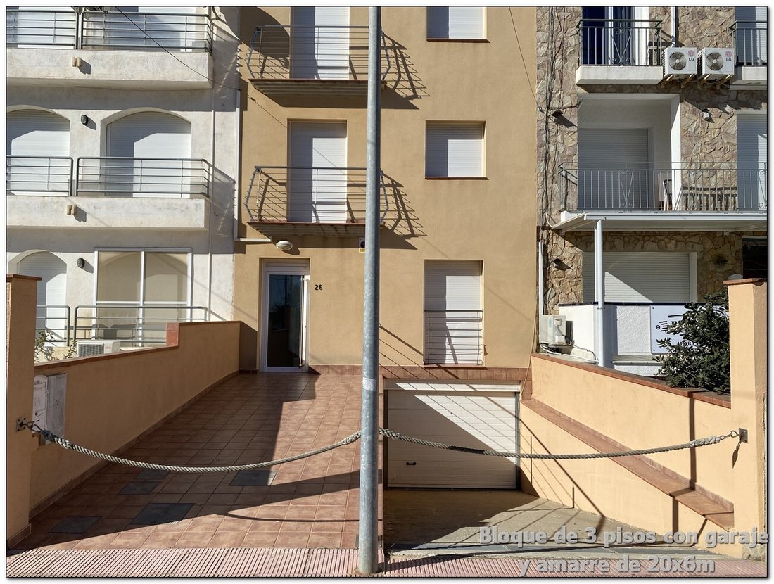Apartment in Empuriabrava, Catalonia, Spain 4 - 16392690
