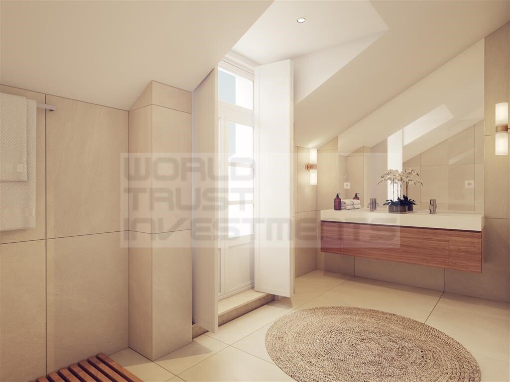 Apartment in Misericordia, Lisbon, Portugal 5 - 12463959