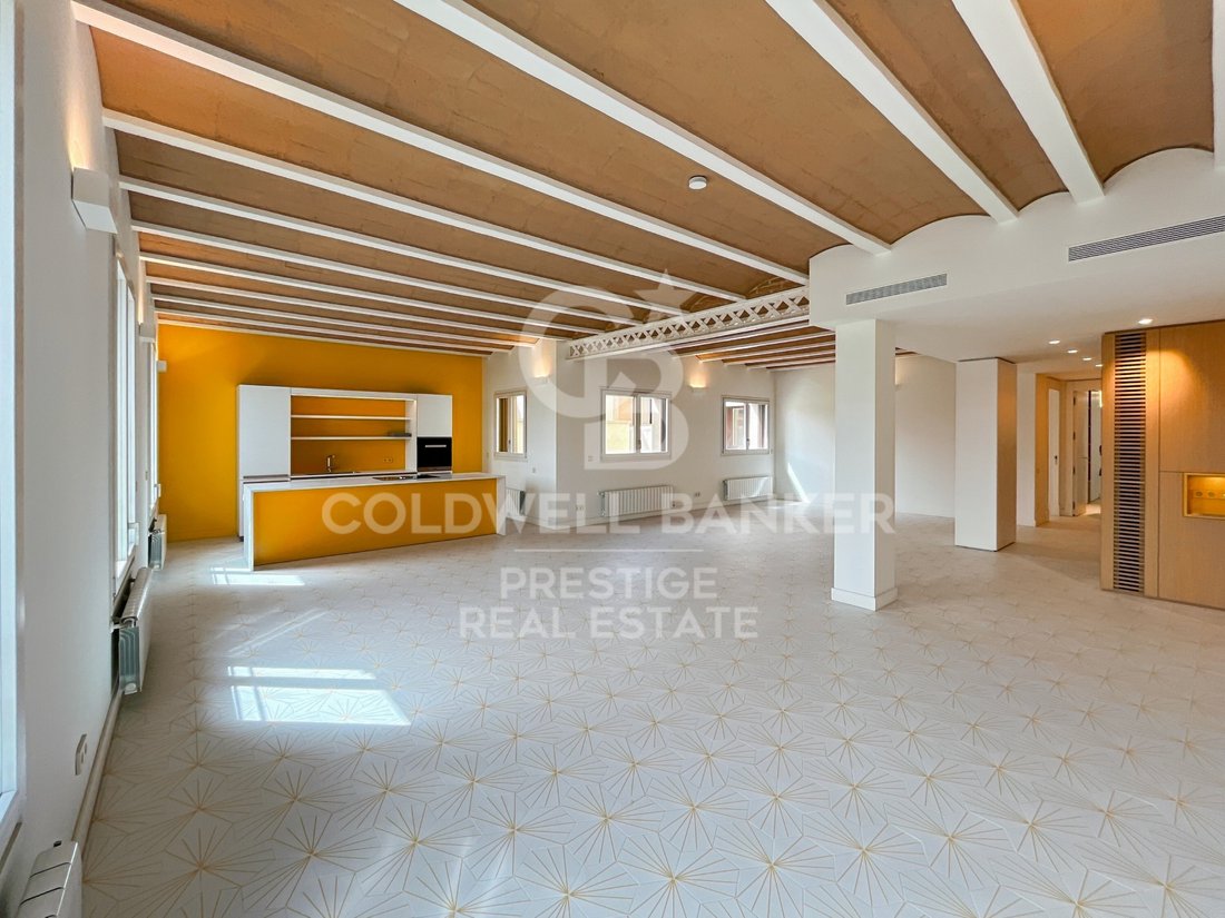 Apartment in Eixample, Barcelona, Spain 3 - 14587230