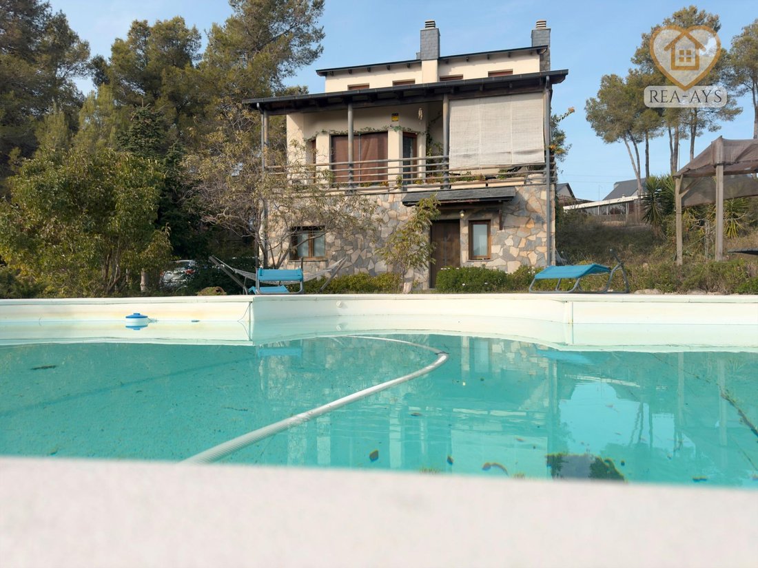Villa in Vallirana, Catalonia, Spain 1 - 16719335