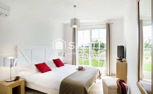 Beautiful Stone Property With Views And Pool