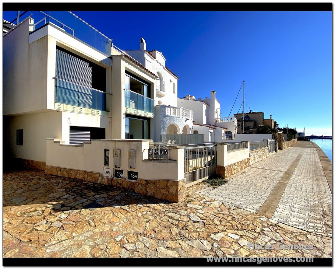 House in Empuriabrava, Catalonia, Spain 3 - 16392799
