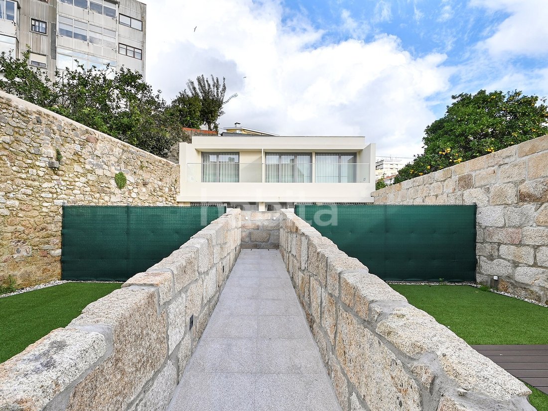 House in Santa Marinha e Sao Pedro da Afurada, Porto District, Portugal 3 - 15263692
