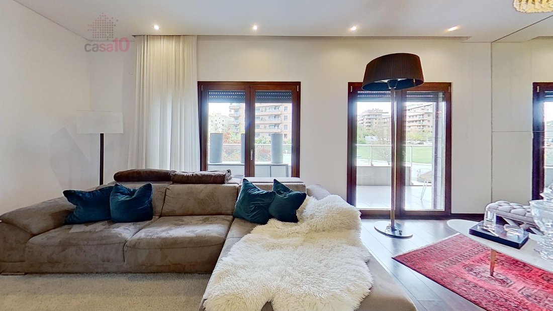 Apartment in Moscavide e Portela, Lisbon, Portugal 4 - 14155740