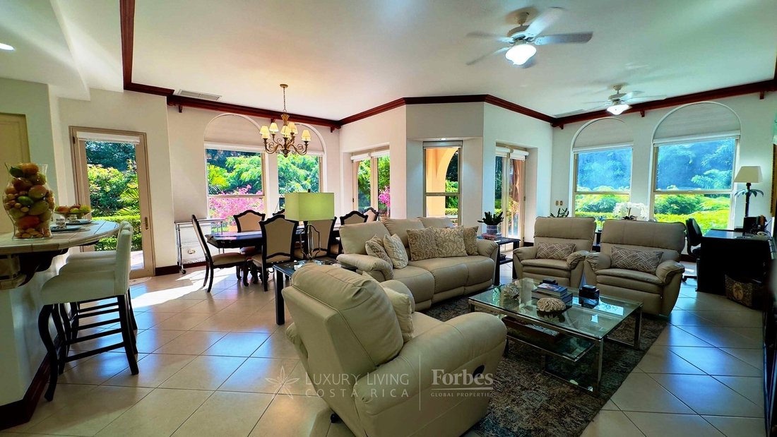 Condo in Jaco, Puntarenas Province, Costa Rica 1 - 16648712