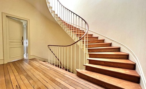 Magnificent Event Castle Hotel, Restaurant, Wedding, Seminar, Gite, Swimming Pool And Spa