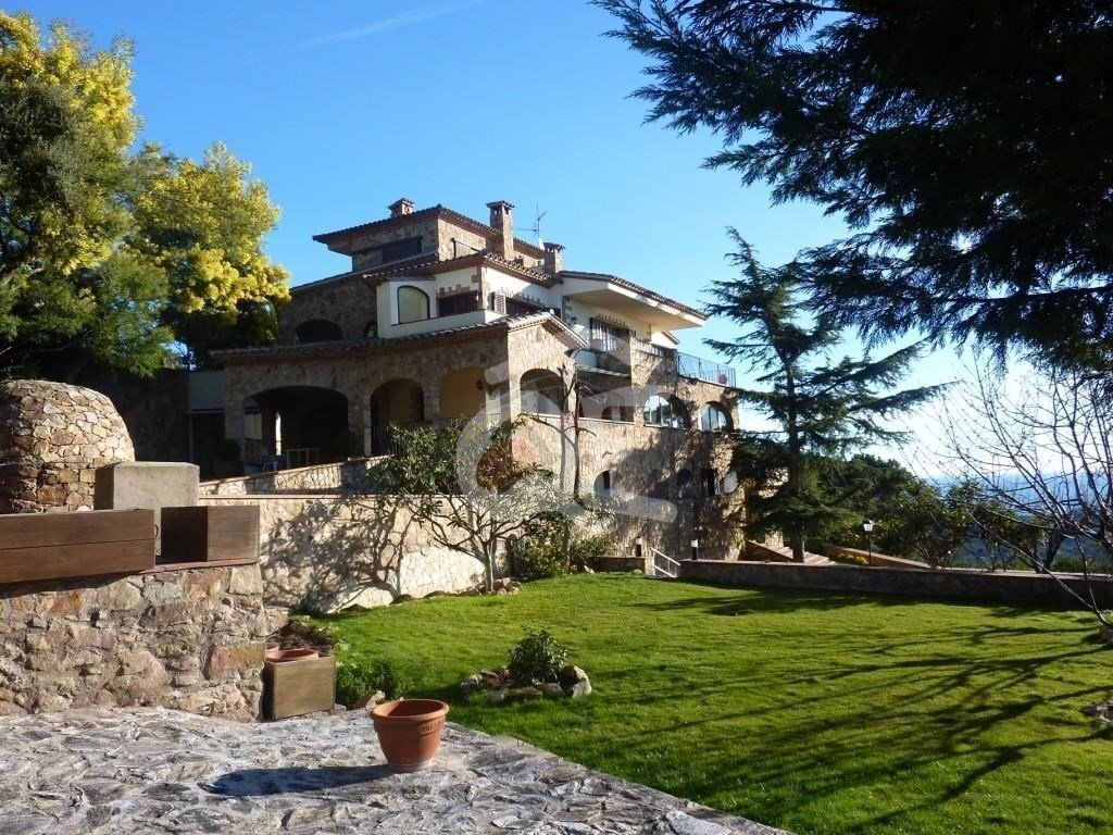 Chalet in s'Agaro, Platja d'Aro, Catalonia 2 - 12976305