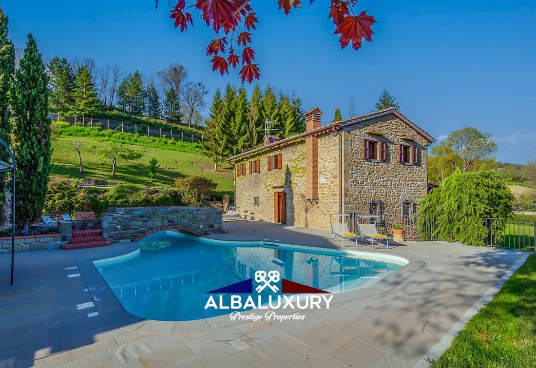 Villa in Pratovecchio, Tuscany, Italy 4 - 16713086