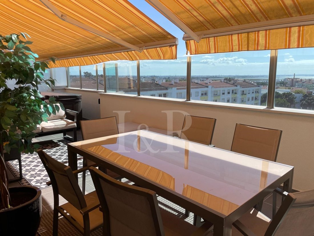 Apartment in Montijo e Afonsoeiro, Setubal, Portugal 4 - 16284868