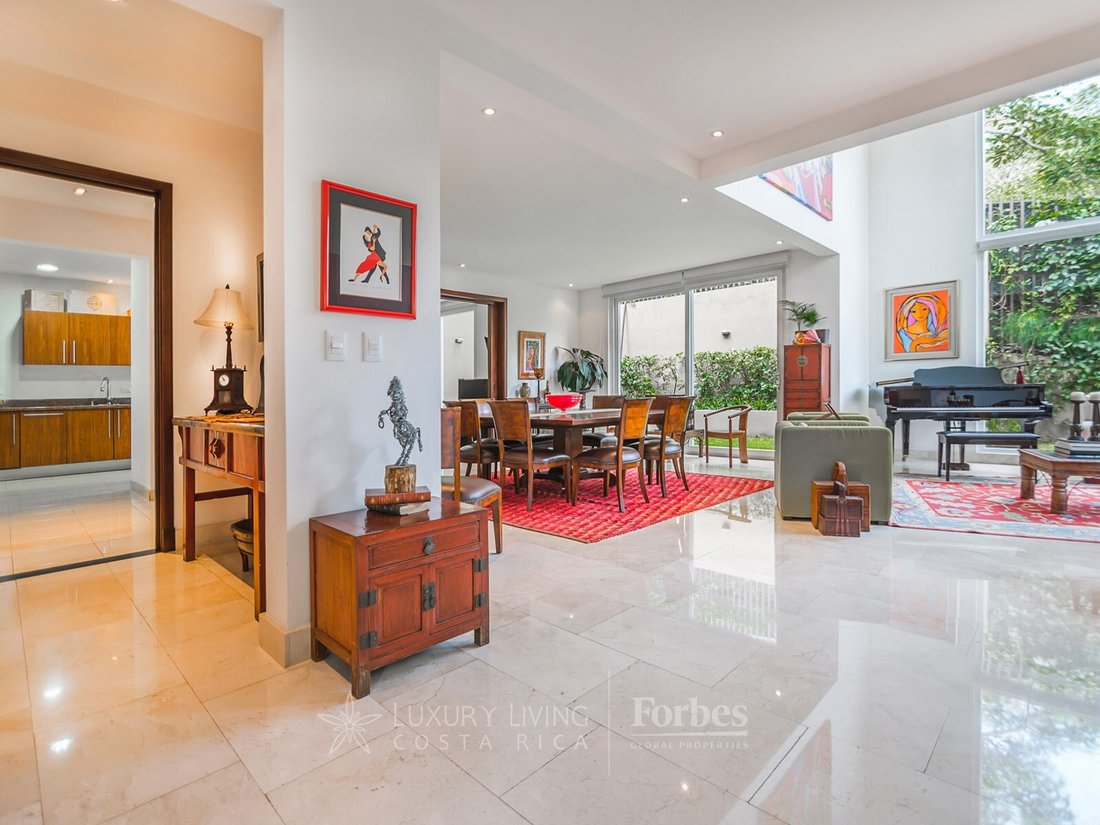 Condo in Escazu, San José Province, Costa Rica 4 - 15303088