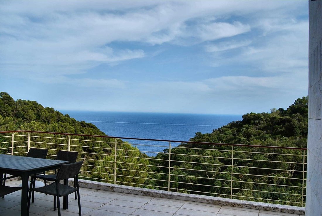 House in Tossa de Mar, Catalonia, Spain 3 - 10547426