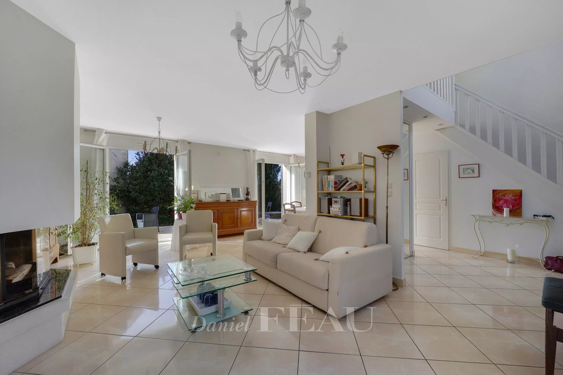 House in Le Chesnay, Le Chesnay-Rocquencourt, France 3 - 16711037