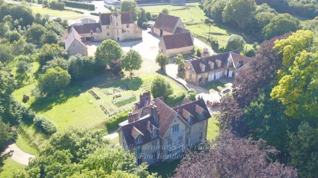 Estate in Centre Ville Sud, Nogent-le-Rotrou, France 3 - 16718064