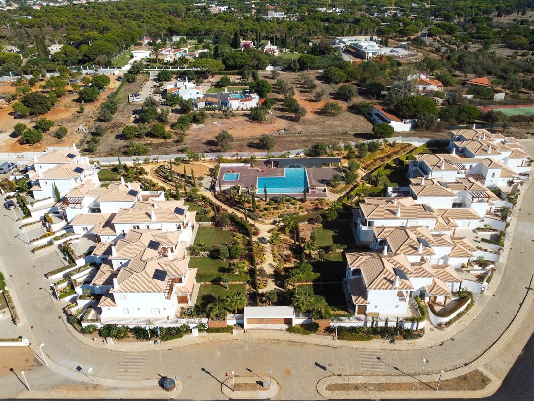 Villa in Vilamoura, Quarteira, Algarve 2 - 15591428