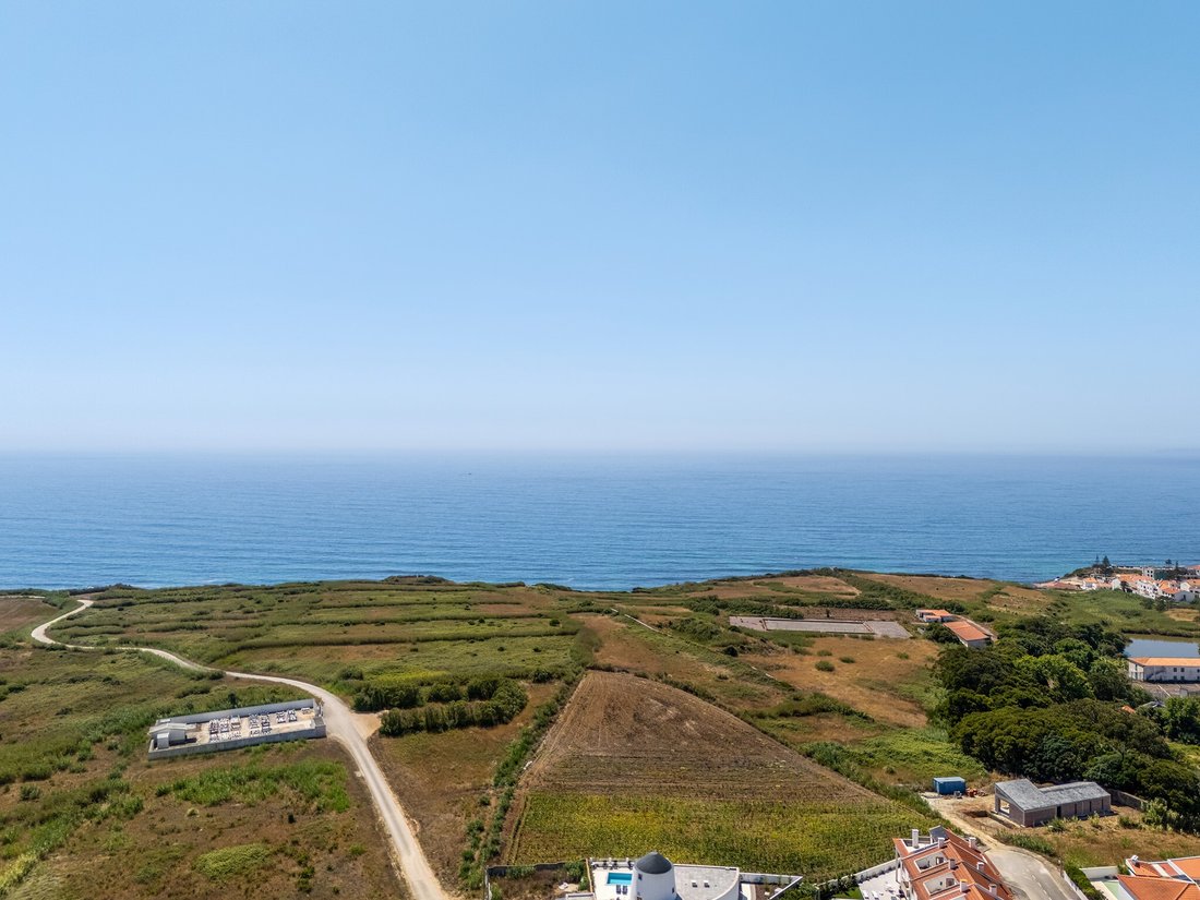 Land in Atouguia da Baleia, Leiria District, Portugal 3 - 15817561