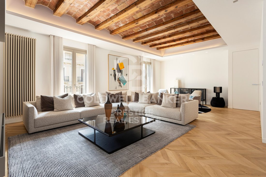 Apartment in Eixample, Barcelona, Spain 3 - 16477925