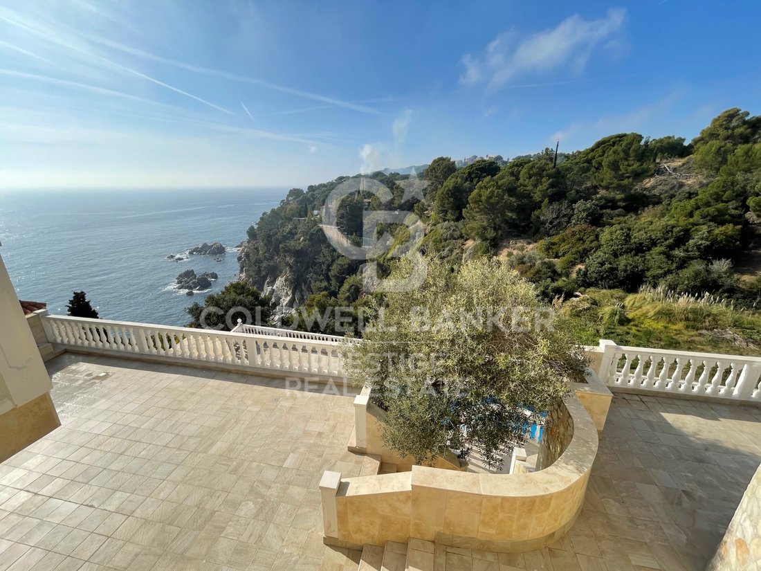 House in Lloret de Mar, Catalonia, Spain 2 - 14587440