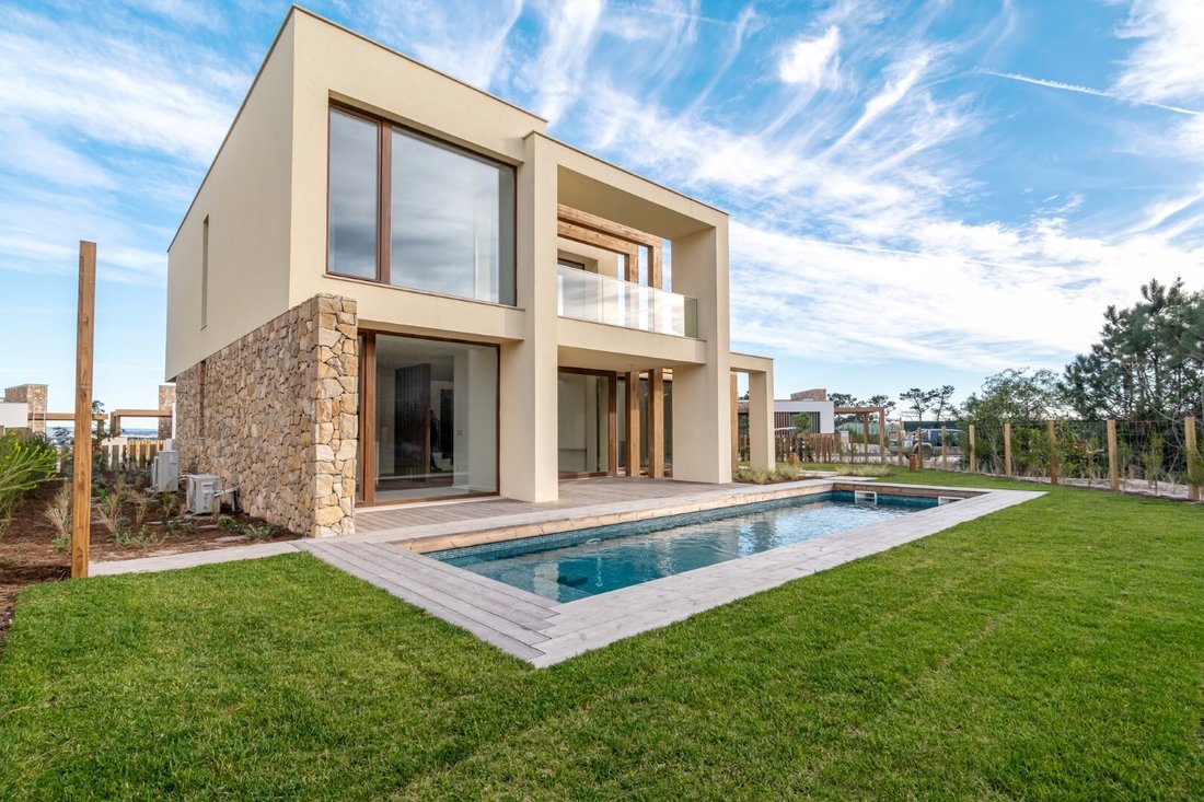 House in Vau, Leiria District, Portugal 1 - 14379229