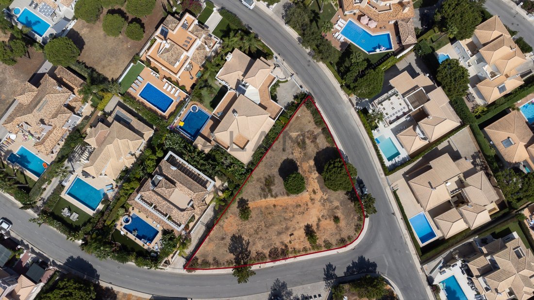 Land in Almancil, Algarve, Portugal 1 - 12275278