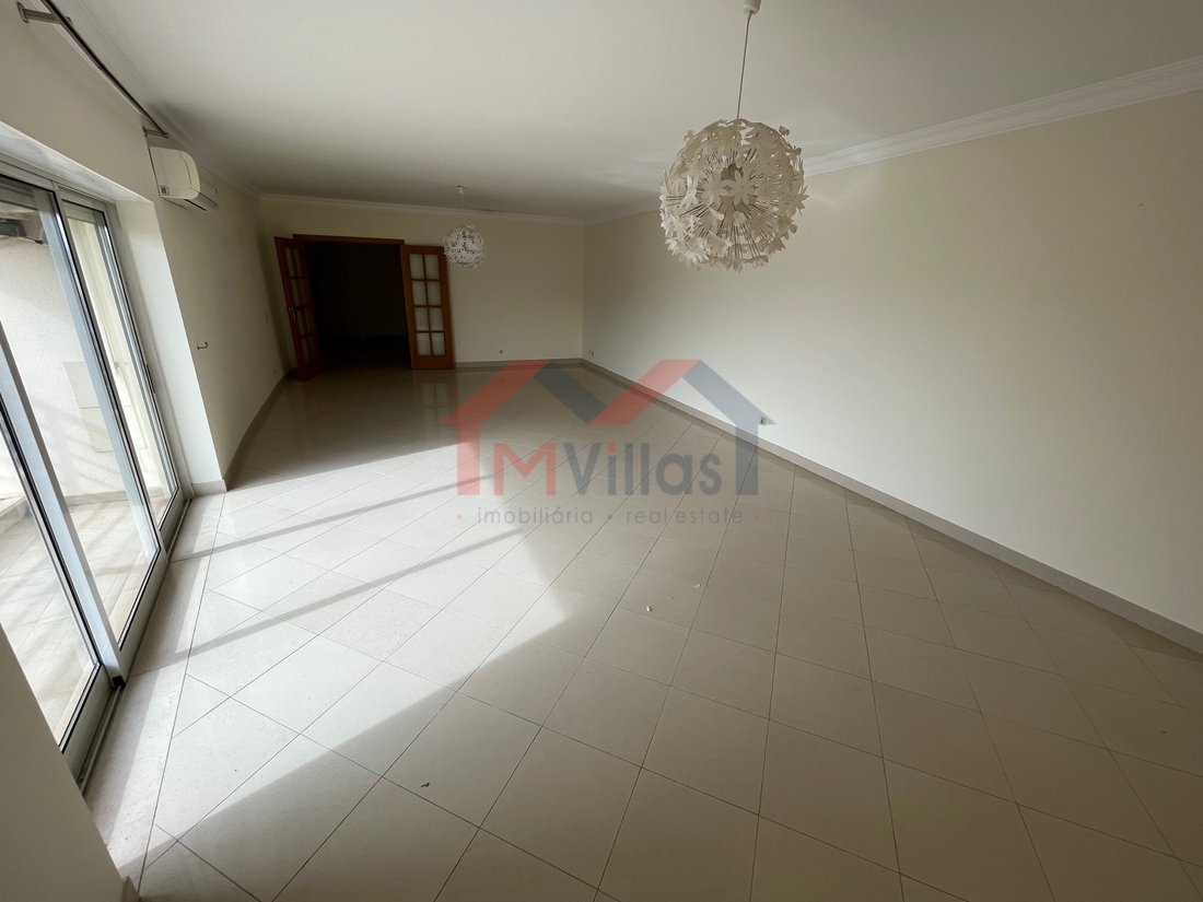 Apartment in Vilamoura, Quarteira, Algarve 2 - 16131121