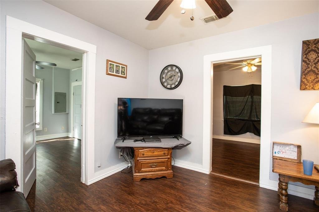 House in Gainesville, Texas, United States 4 - 16719475