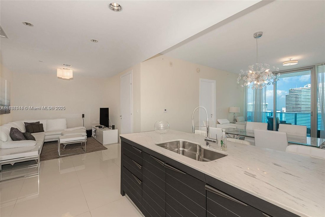 Condo in Miami, Florida, United States 2 - 16714710