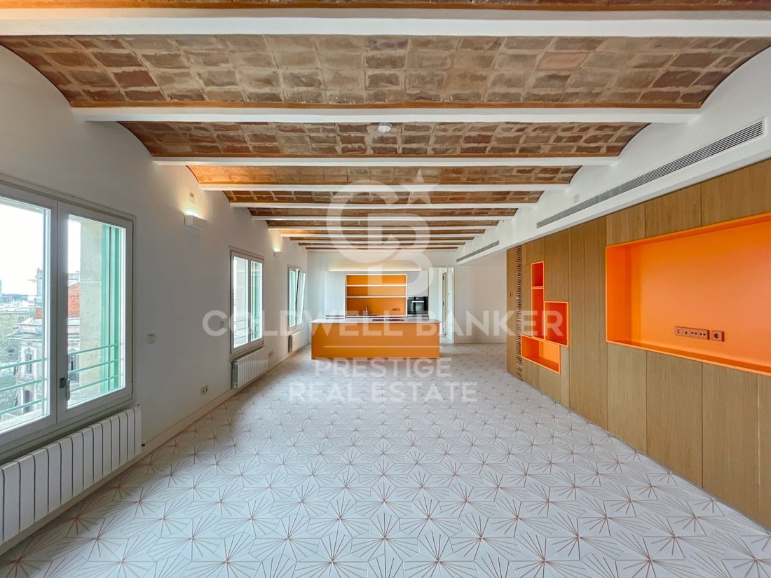 Apartment in Eixample, Barcelona, Spain 4 - 14587233