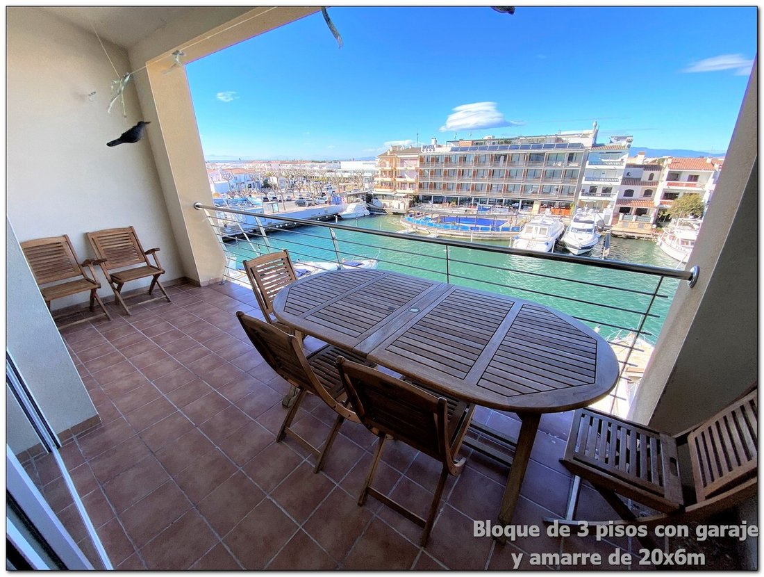 Apartment in Empuriabrava, Catalonia, Spain 1 - 16392690