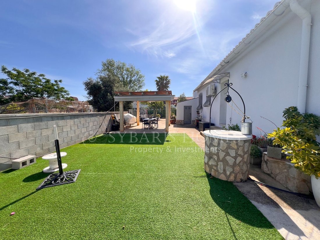Chalet in Denia, Valencian Community, Spain 2 - 15670739