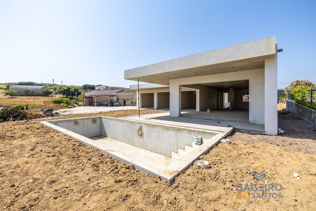 House in Alfeizerao, Leiria District, Portugal 1 - 16598418