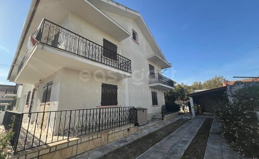 House in Alhos Vedros, Setubal, Portugal 1