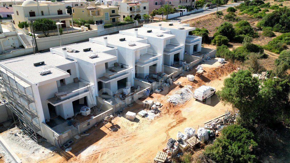 House in Armacao de Pera, Algarve, Portugal 2 - 16598332