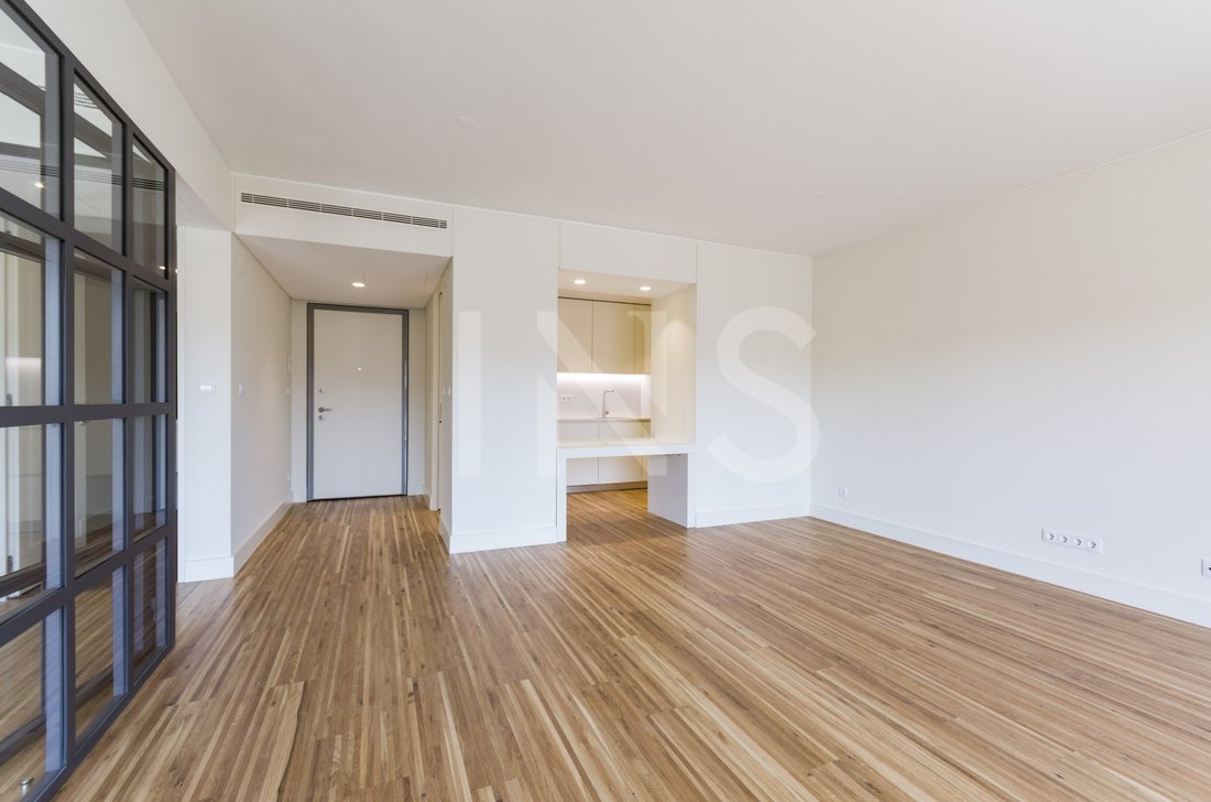Apartment in Sao Vicente, Lisbon, Portugal 1 - 15871933