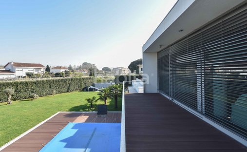 Casa en Gulpilhares e Valadares, Distrito de Oporto, Portugal 1