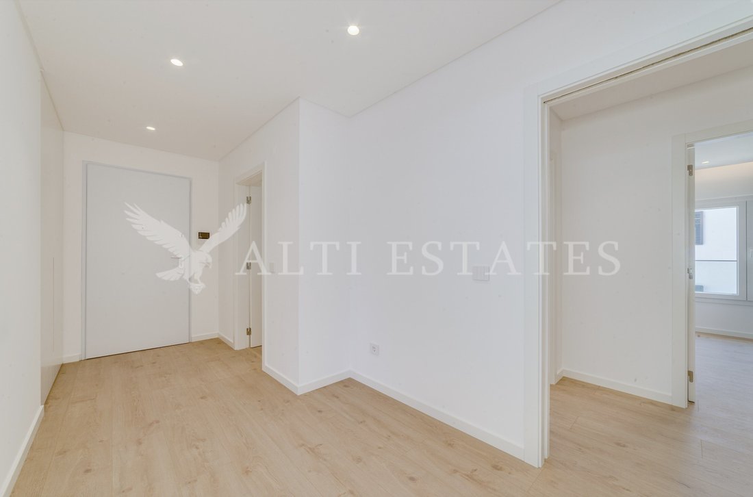 Apartment in Carcavelos e Parede, Lisbon, Portugal 2 - 15763751