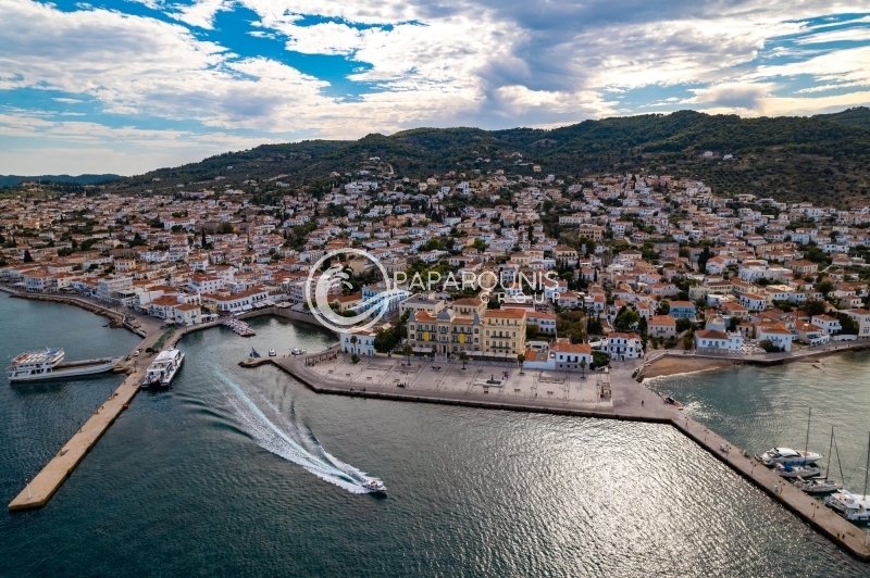 Apartment in Spetses, Attica, Greece 2 - 16719323