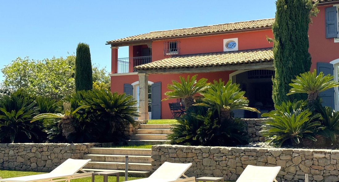 House in Zone Ouest Urbaine, Saint-Tropez, France 4 - 16712741