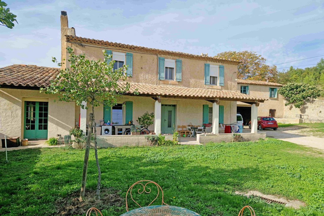Tenuta a Ménerbes, Provenza-Alpi-Costa Azzurra, Francia 4 - 16698592
