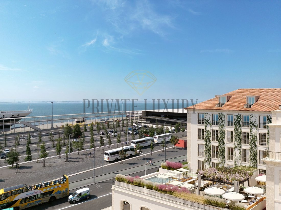 Apartment in Santa Maria Maior, Lisbon, Portugal 2 - 15342206