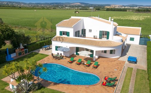 Villa en Praia dos Pescadores, Olhos de Agua, Portugal 1