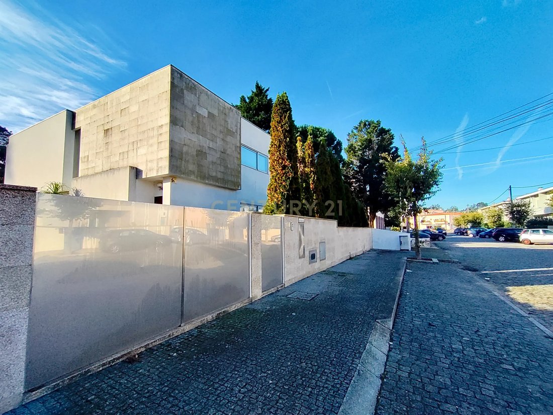 Villa in Arvore, Porto District, Portugal 2 - 16716553