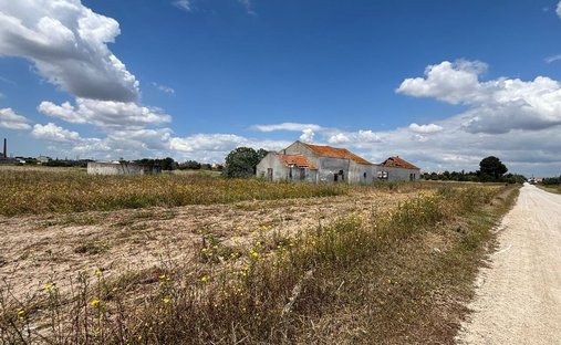 Land in Pinhal Novo, Setubal, Portugal 1