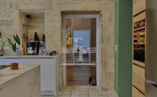 Castle for Sale in Périgueux, Nouvelle-Aquitaine, France