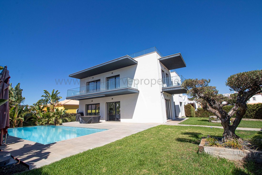 Villa in Olhos de Agua, Algarve, Portugal 1 - 16484275