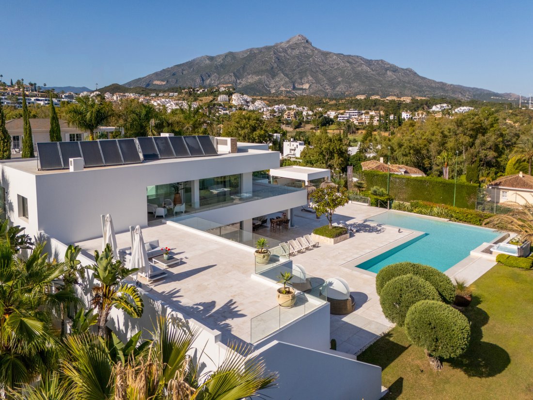 Villa in Nueva Andalucia, Marbella, Spain 4 - 16715450