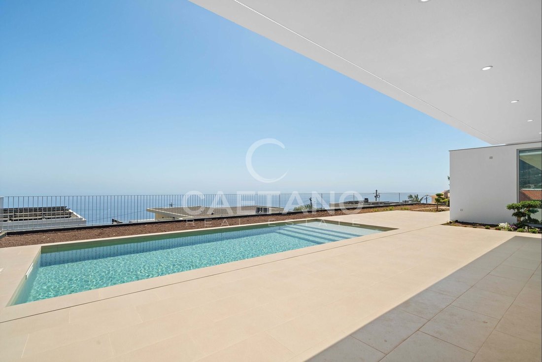 Villa in Estreito da Calheta, Madeira, Portugal 2 - 16658735