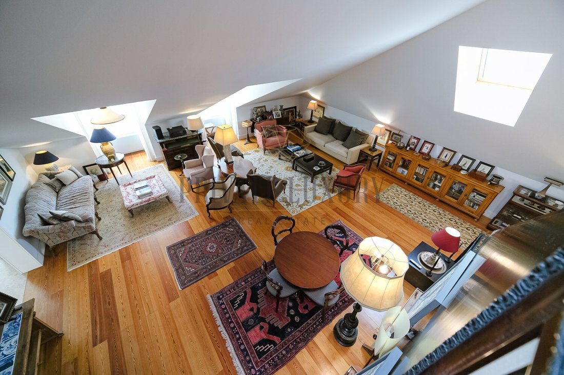 Apartment in Misericordia, Lisbon, Portugal 4 - 14422608