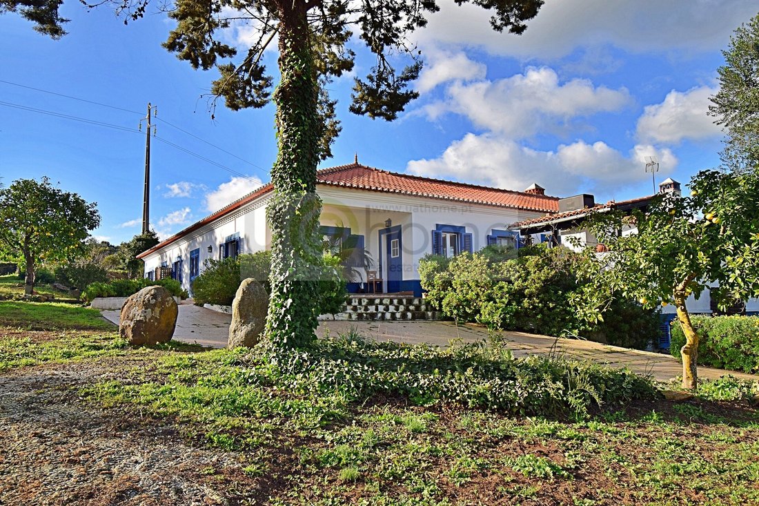 Finca in Nossa Senhora da Vila, Nossa Senhora do Bispo e Silveiras, Évora District, Portugal 1 - 12606815