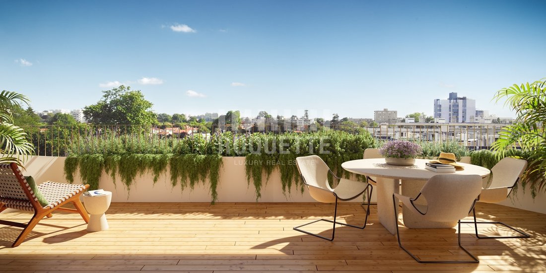 Apartment in Lordelo do Ouro e Massarelos, Porto District, Portugal 1 - 16598860