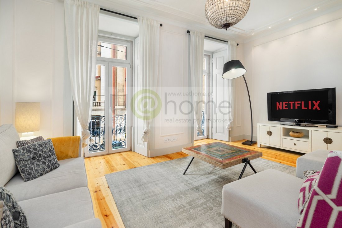 Apartment in Misericordia, Lisbon, Portugal 2 - 15487176